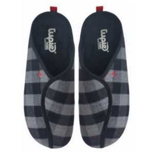 ZAPATILLAS DE DORMIR A CUADROS